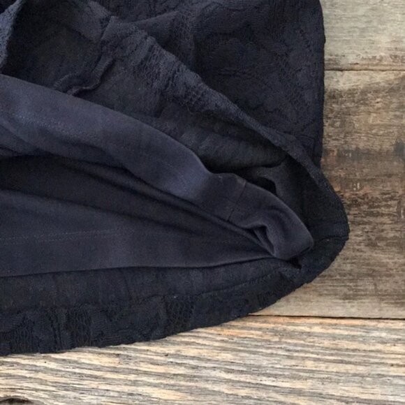 H&M Navy Stretch Lace Skirt Size 8 - Picture 7 of 7